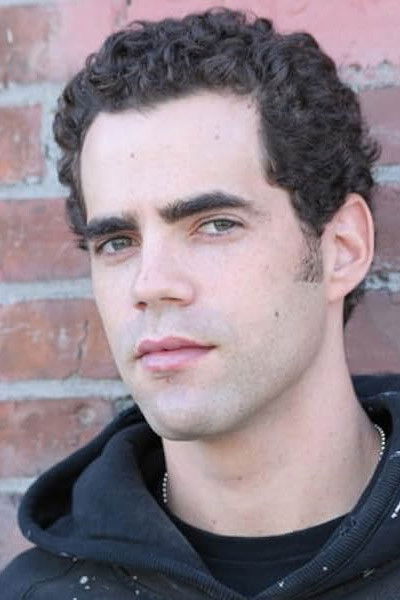 et billede af Chad Fernandez