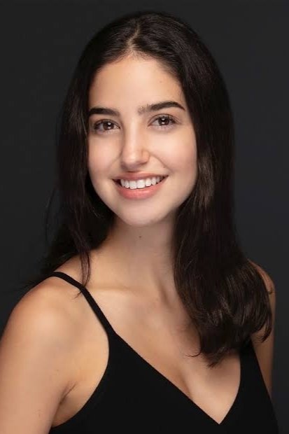 et billede af Selin Çuhadaroğlu