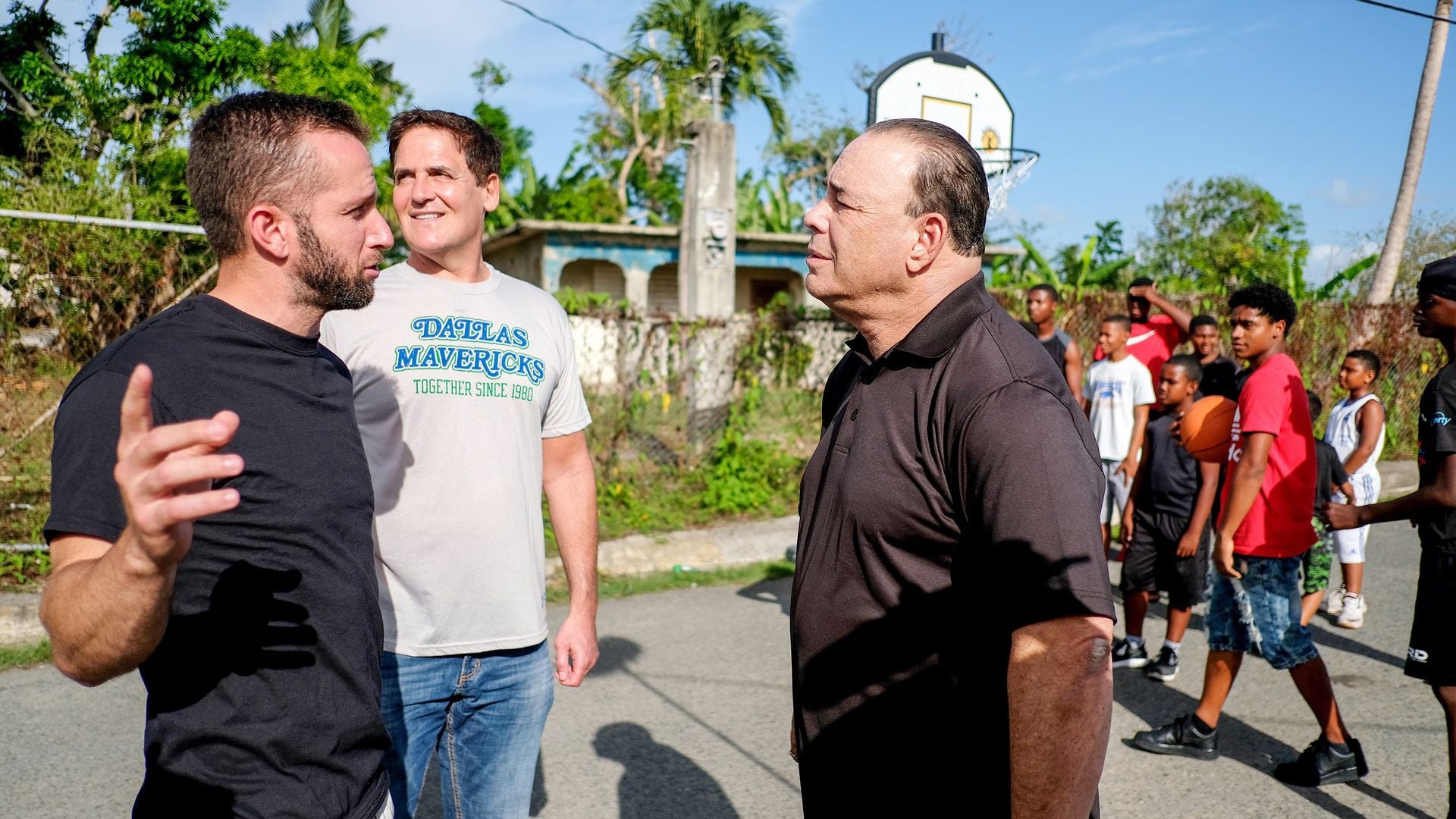 Jon Returns To Puerto Rico, Where He Used To Live, To Rescue A Bar Destroye...