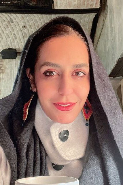 et billede af Pardis Shiravani