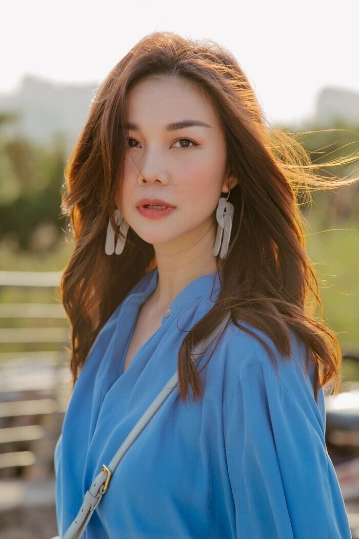 Thanh Hằng's picture in the cast