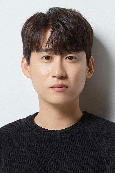 et billede af Lee Yo-seob