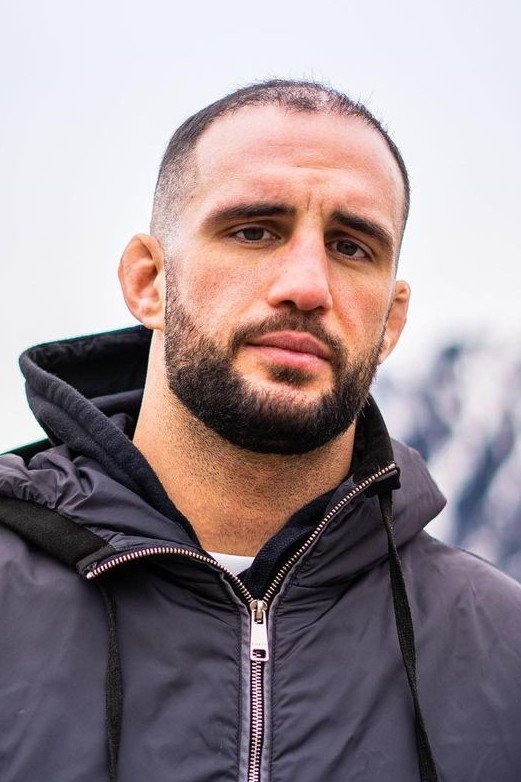 et billede af Volkan Oezdemir