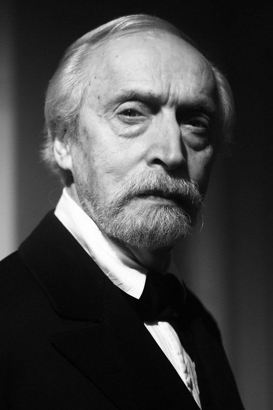 et billede af Boris Romanov