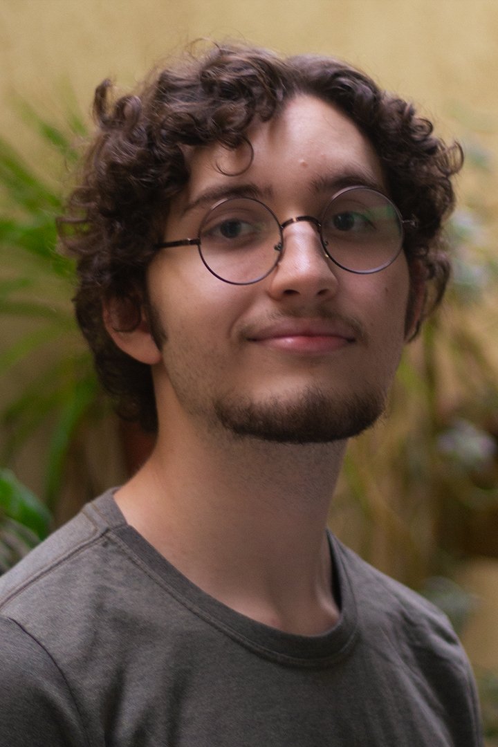 Thiago Vieira | Director