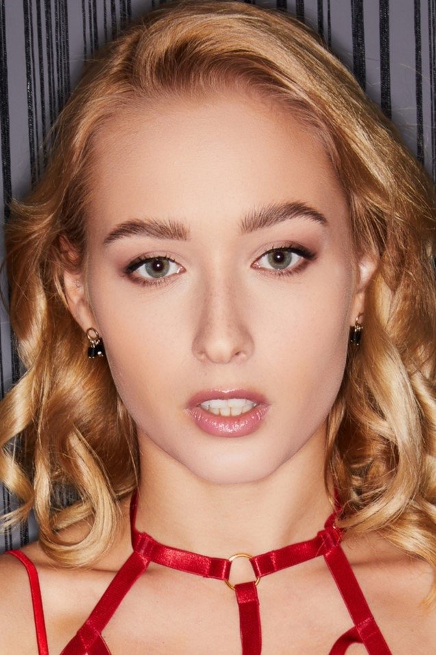 et billede af Kelly Collins