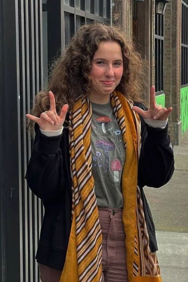 et billede af Mikayla Thompson