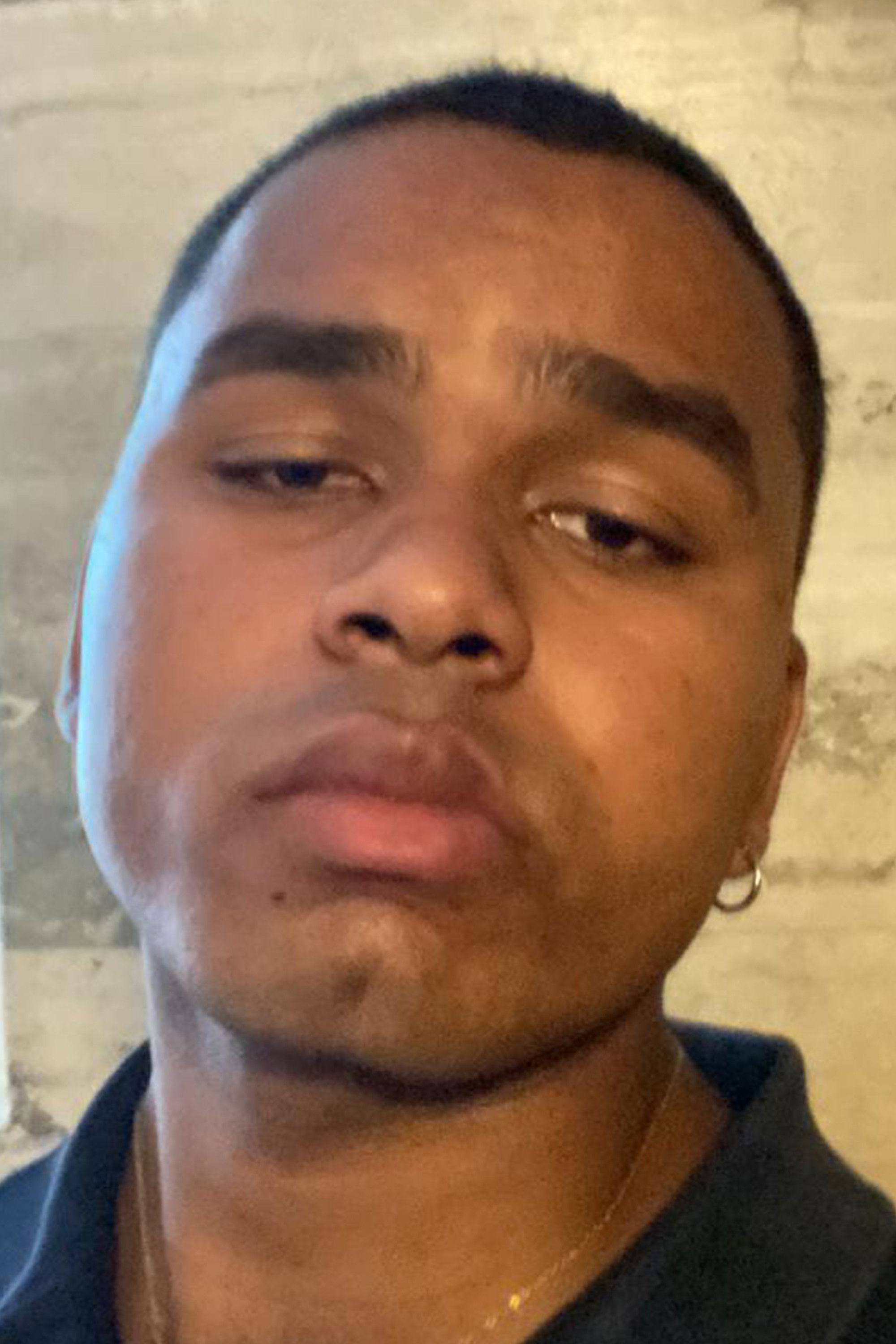 et billede af Brandol J. Disla