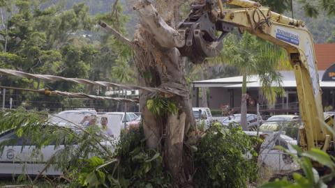 Aussie Salvage Squad S01E03 backdrop
