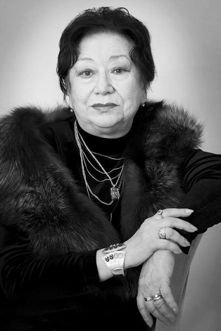 et billede af Khalima Iskanderova