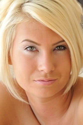 et billede af Danica Blue