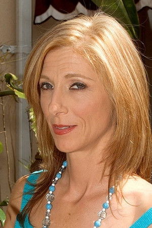 et billede af Dee Dee Derian