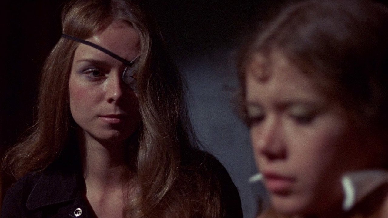 Switchblade Sisters (1975)