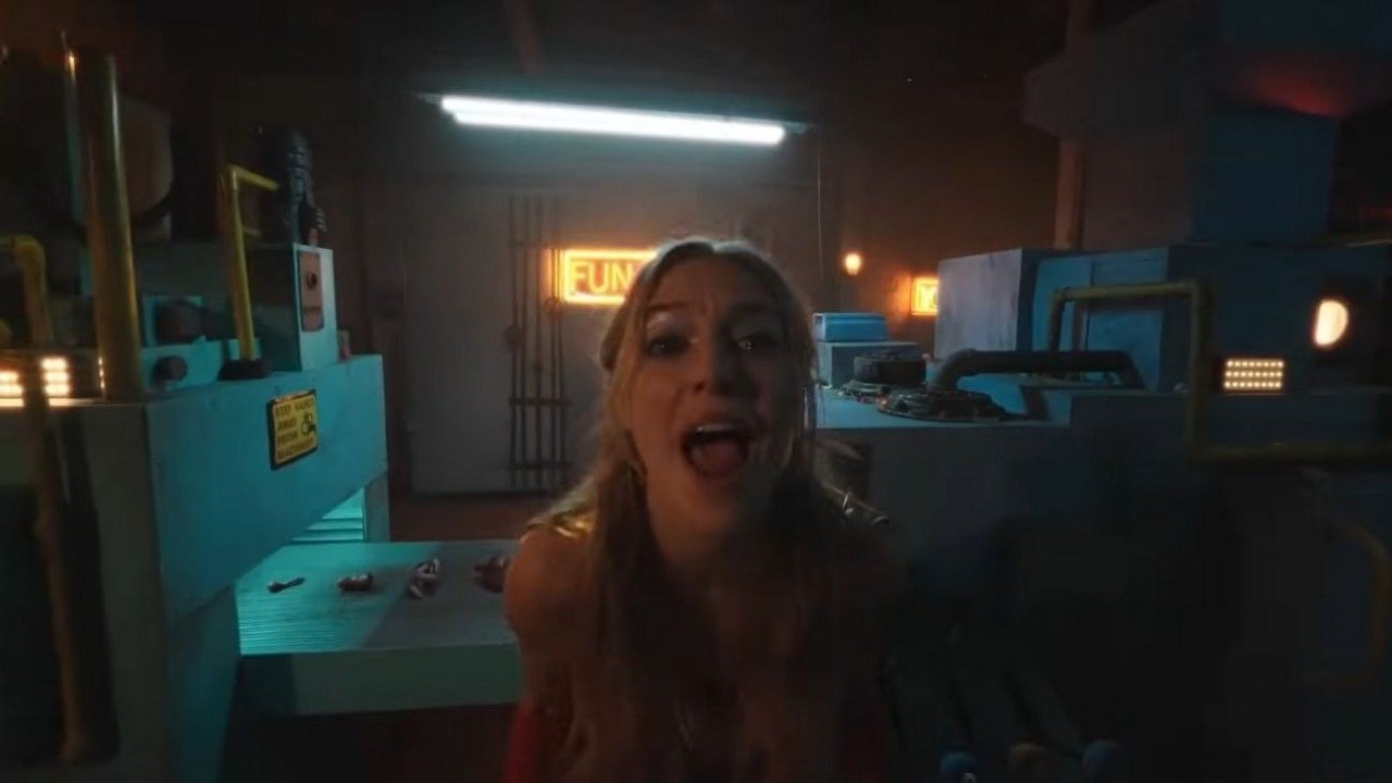 V/H/S/Halloween backdrop