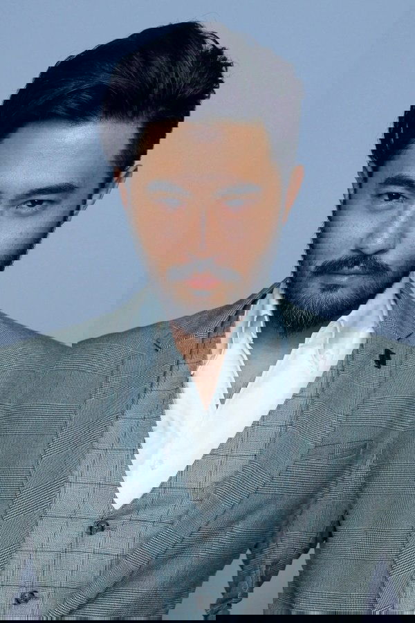 et billede af Yu Lei