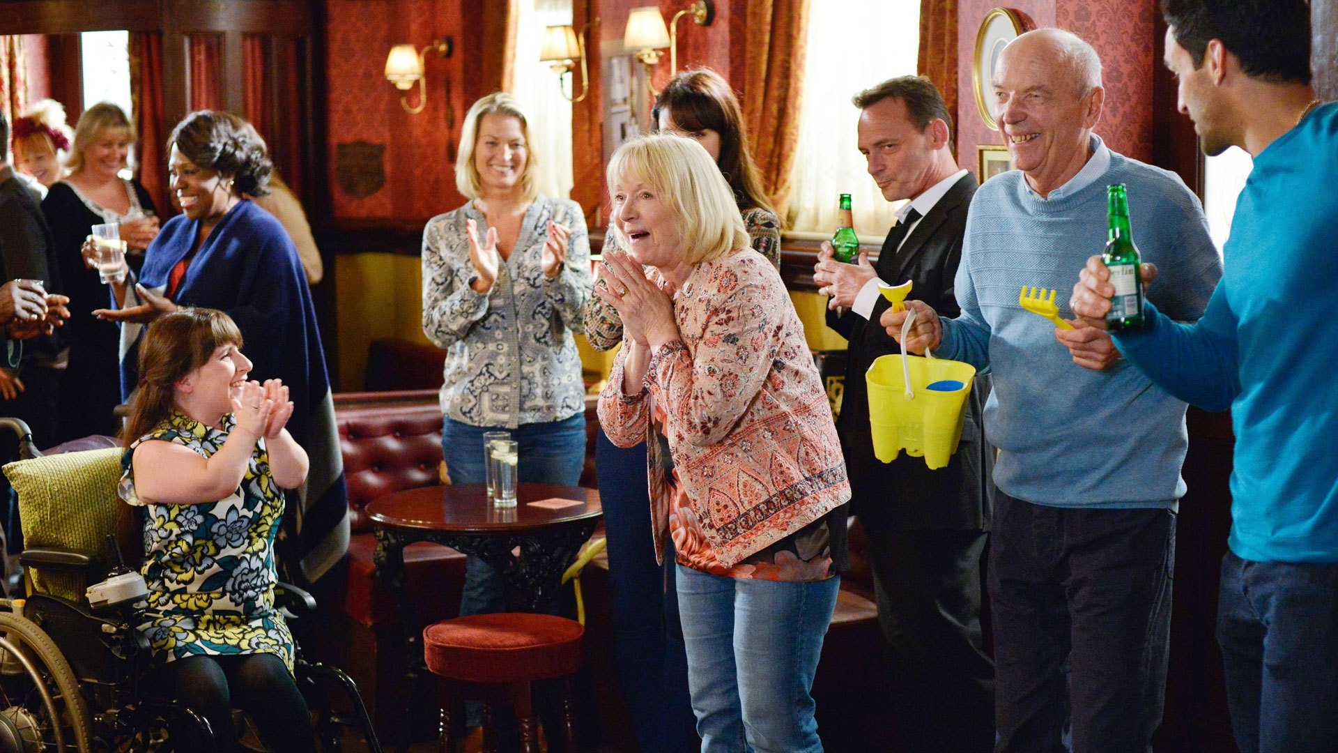 EastEnders 32x165
