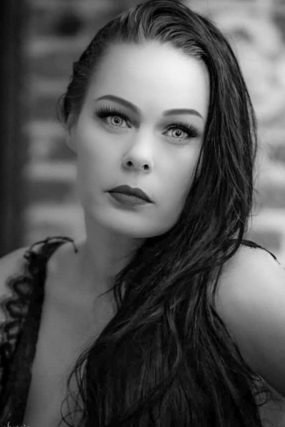 et billede af Dawn Hoxie