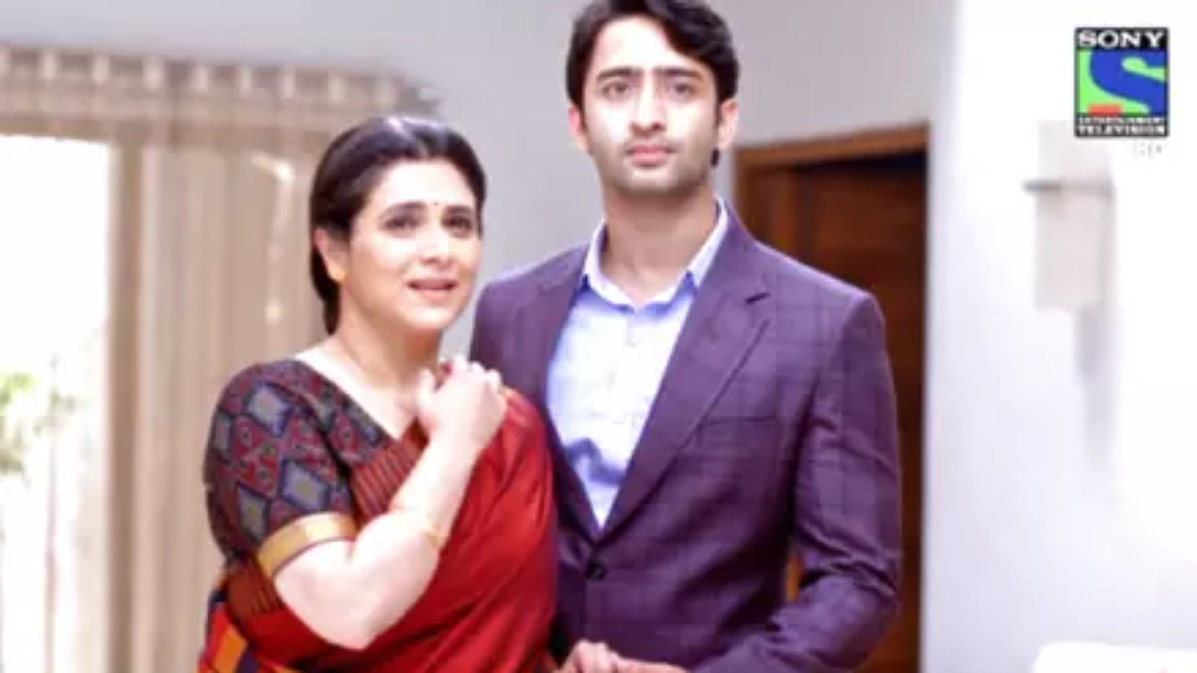 Thumbnail for Kadwi Yaadein Season 1 Episode 1