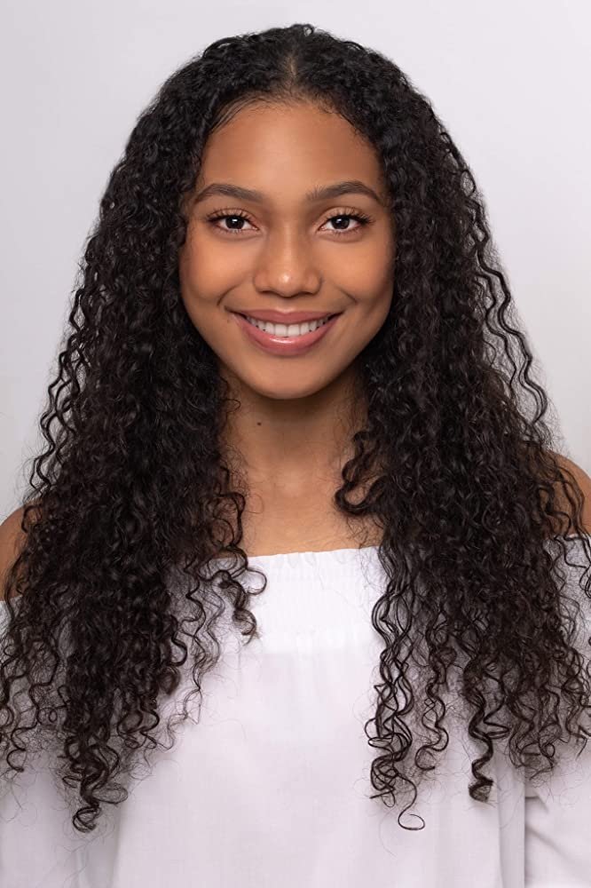 et billede af Emily Bell