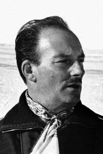 et billede af Val Guest