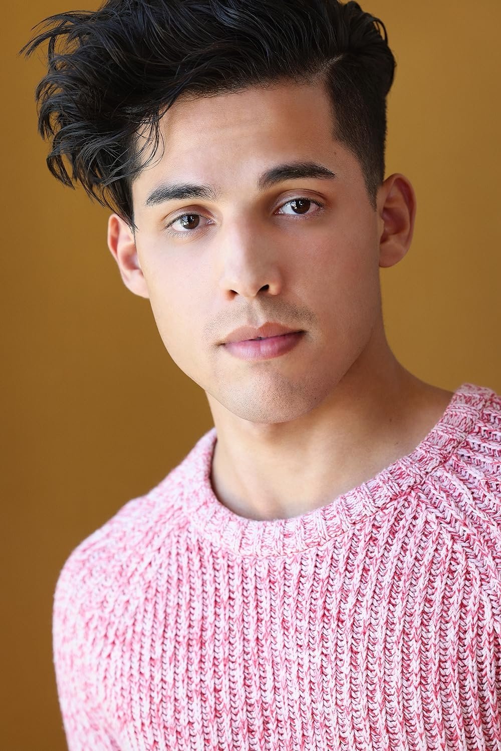 et billede af Derek Rivera