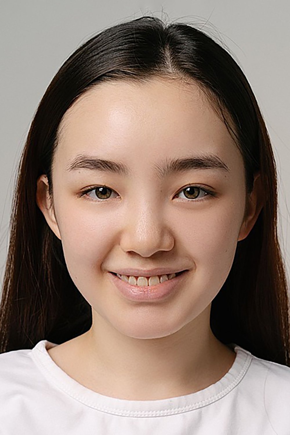 Amina Orazbai's picture in the cast