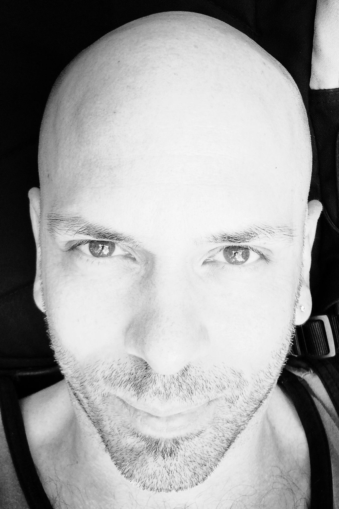 et billede af David Anania