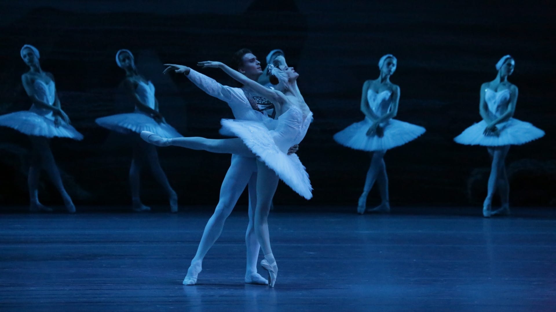 Bolshoi: Schwanensee (2015)