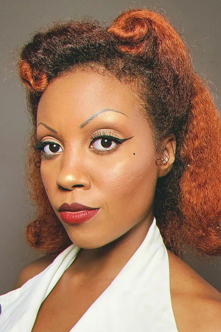 et billede af Miss Black Divine