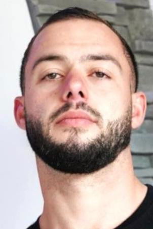 et billede af Adam Costa