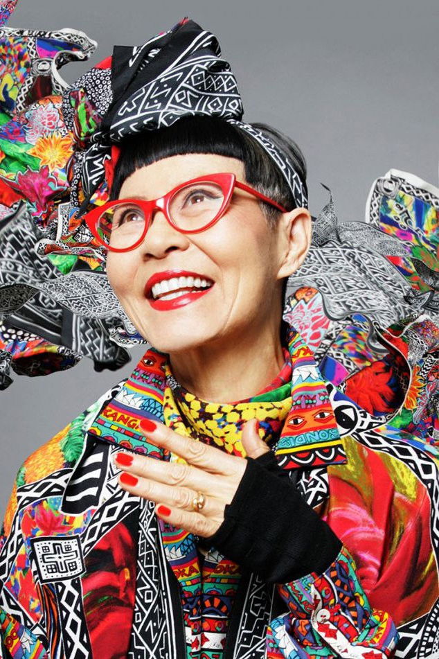 et billede af Jenny Kee