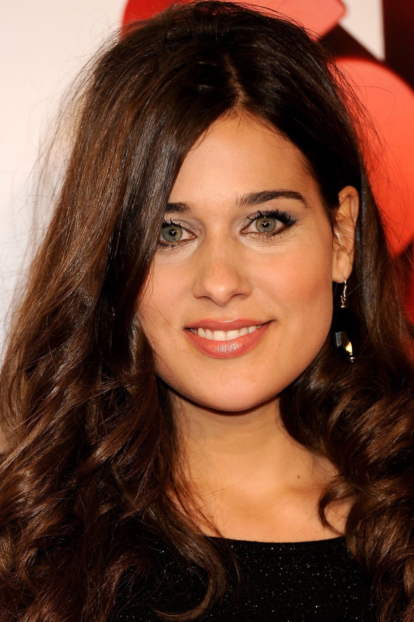 Iris Lezcano's picture in the cast