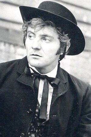 et billede af Carlos East