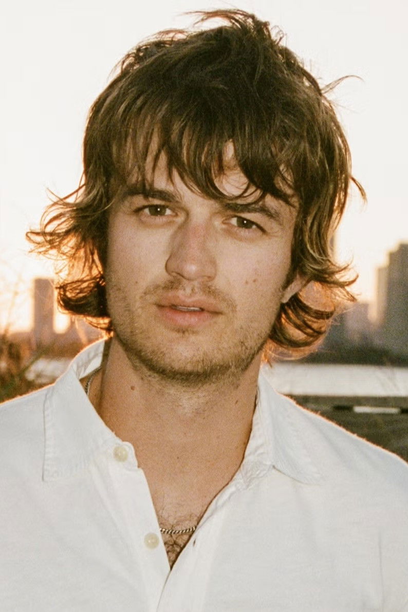 et billede af Joe Keery