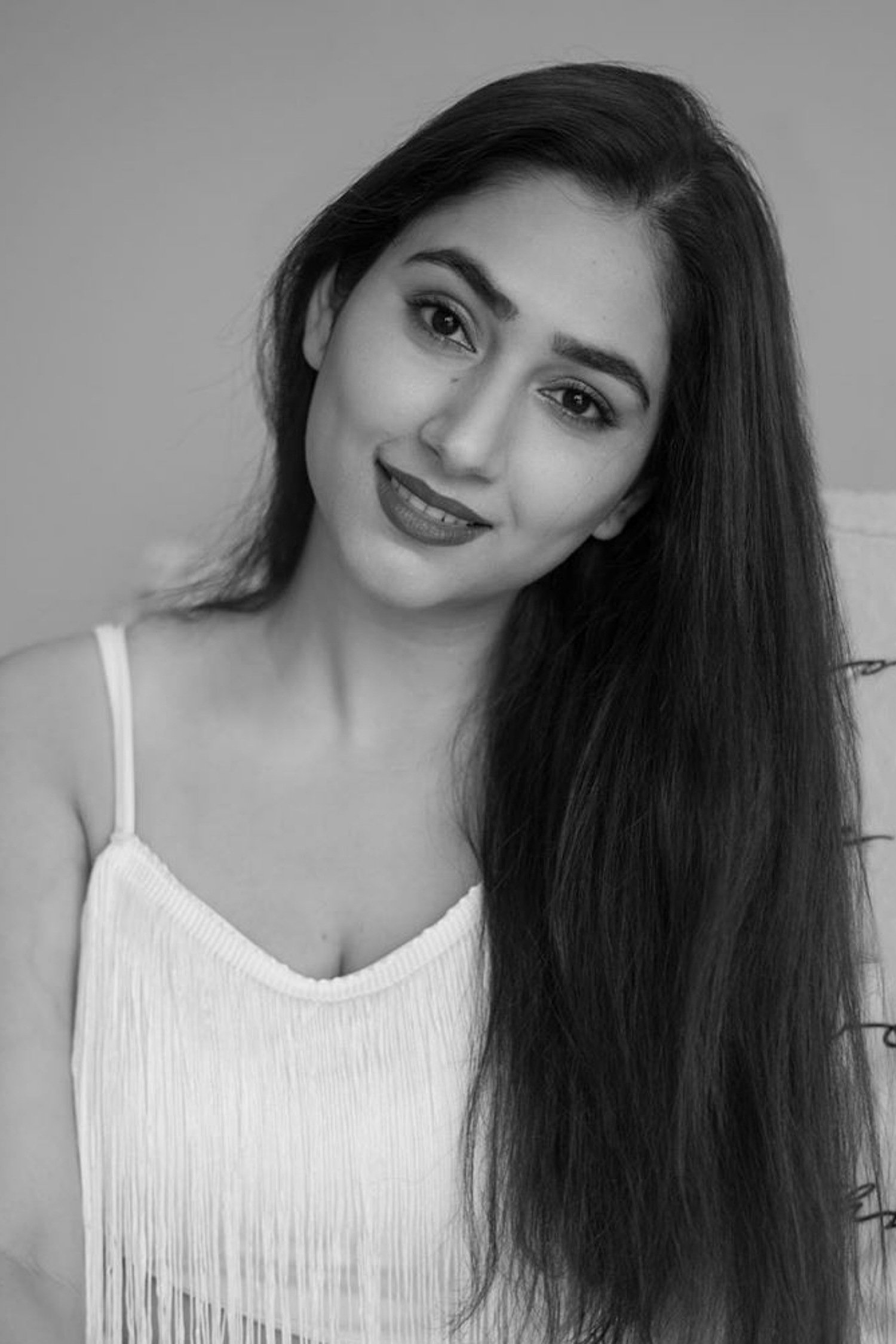 Disha Parmar's picture in the cast