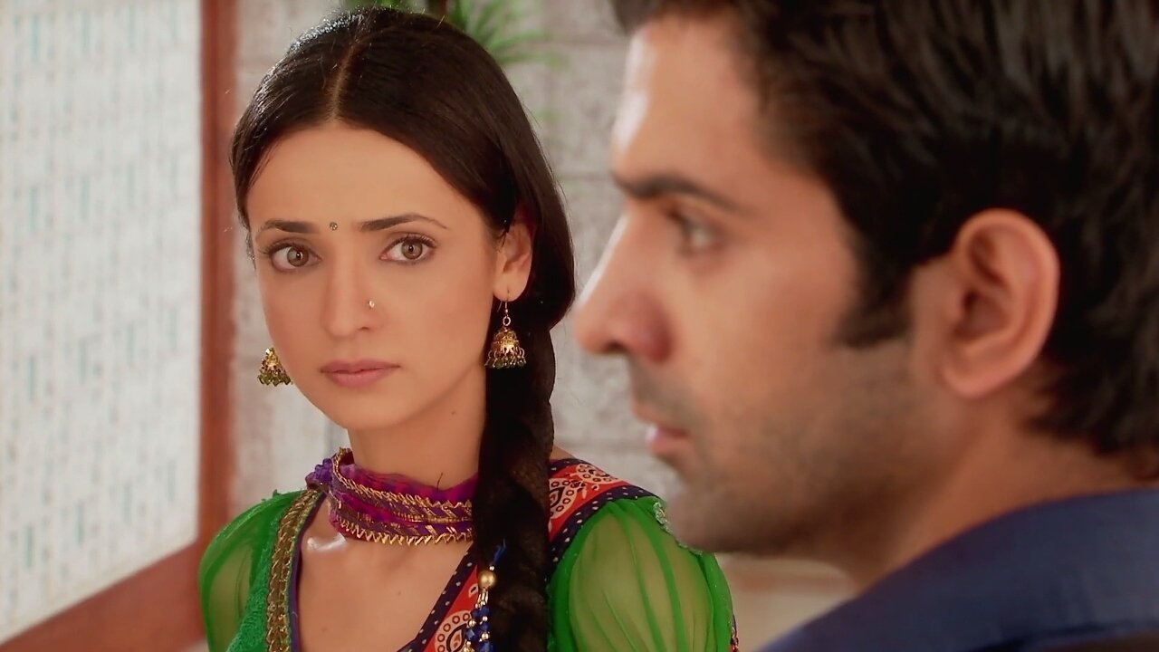 Thumbnail for Khushi resigns Season 1 Episode 33