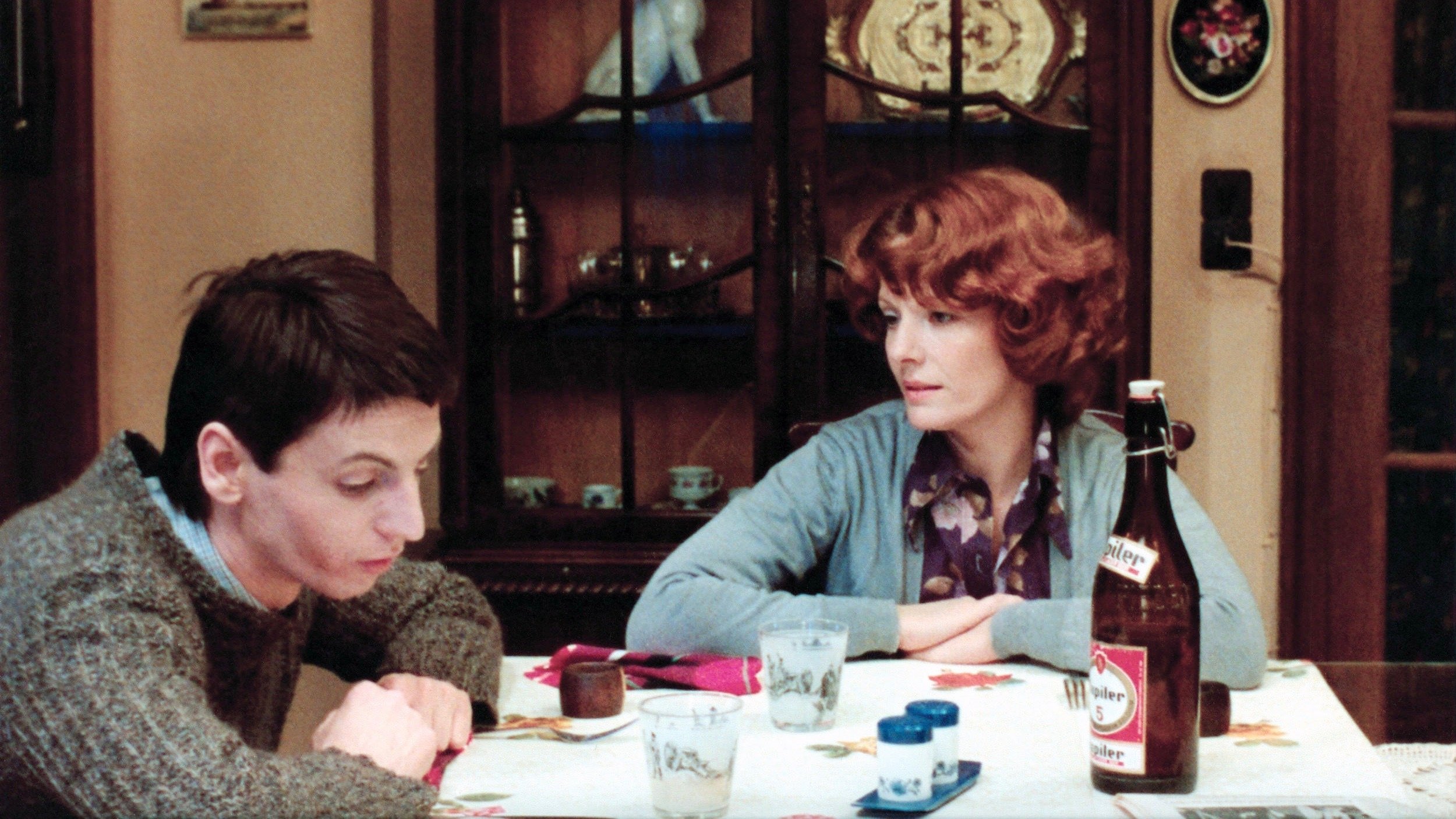 Image du film Jeanne Dielman, 23, quai du commerce, 1080 Bruxelles t38fpkceox7eqmdqsj3awjk7vmljpg