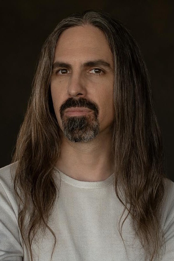 et billede af Bear McCreary