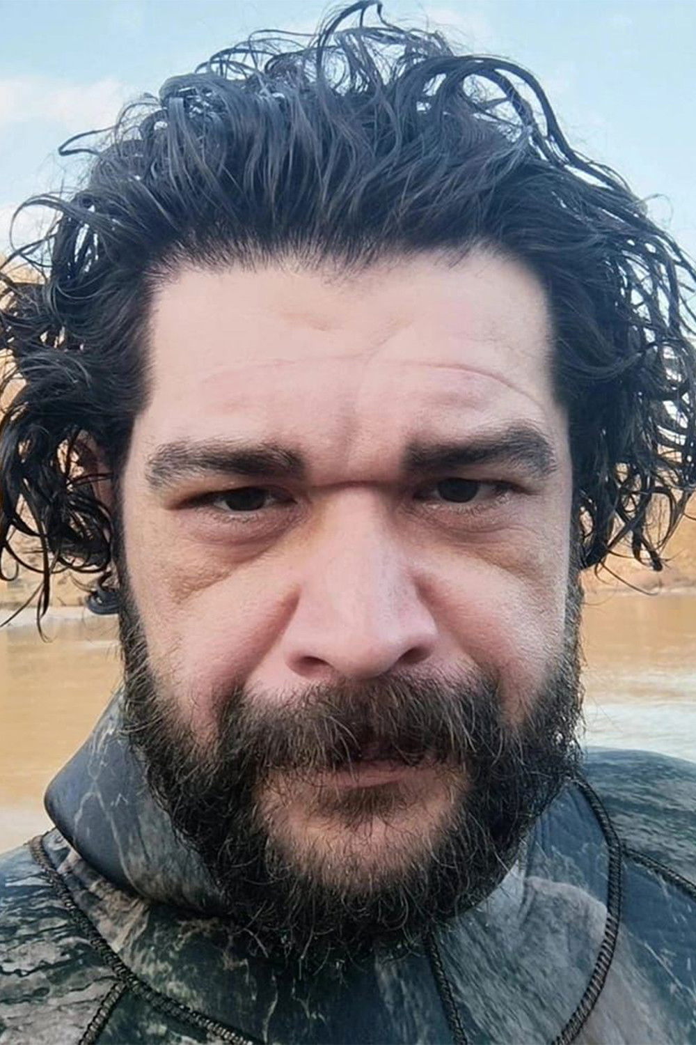 et billede af Serdinç Gökcan