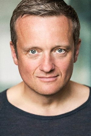 et billede af Christopher Howell