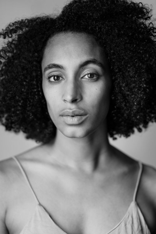 et billede af Tessie Orange-Turner