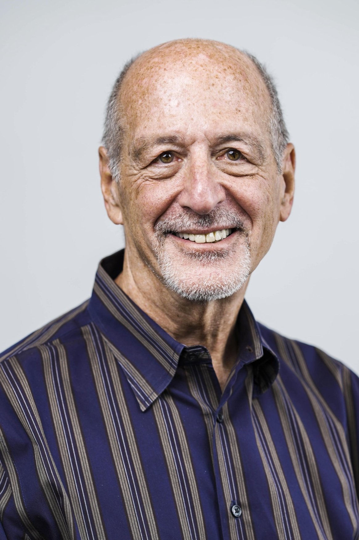 Gary Maniloff's picture in the cast
