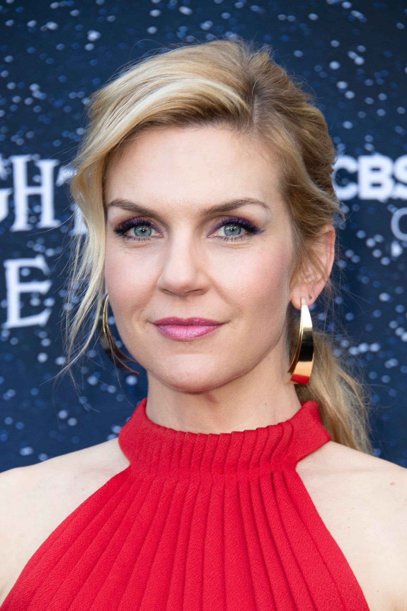et billede af Rhea Seehorn