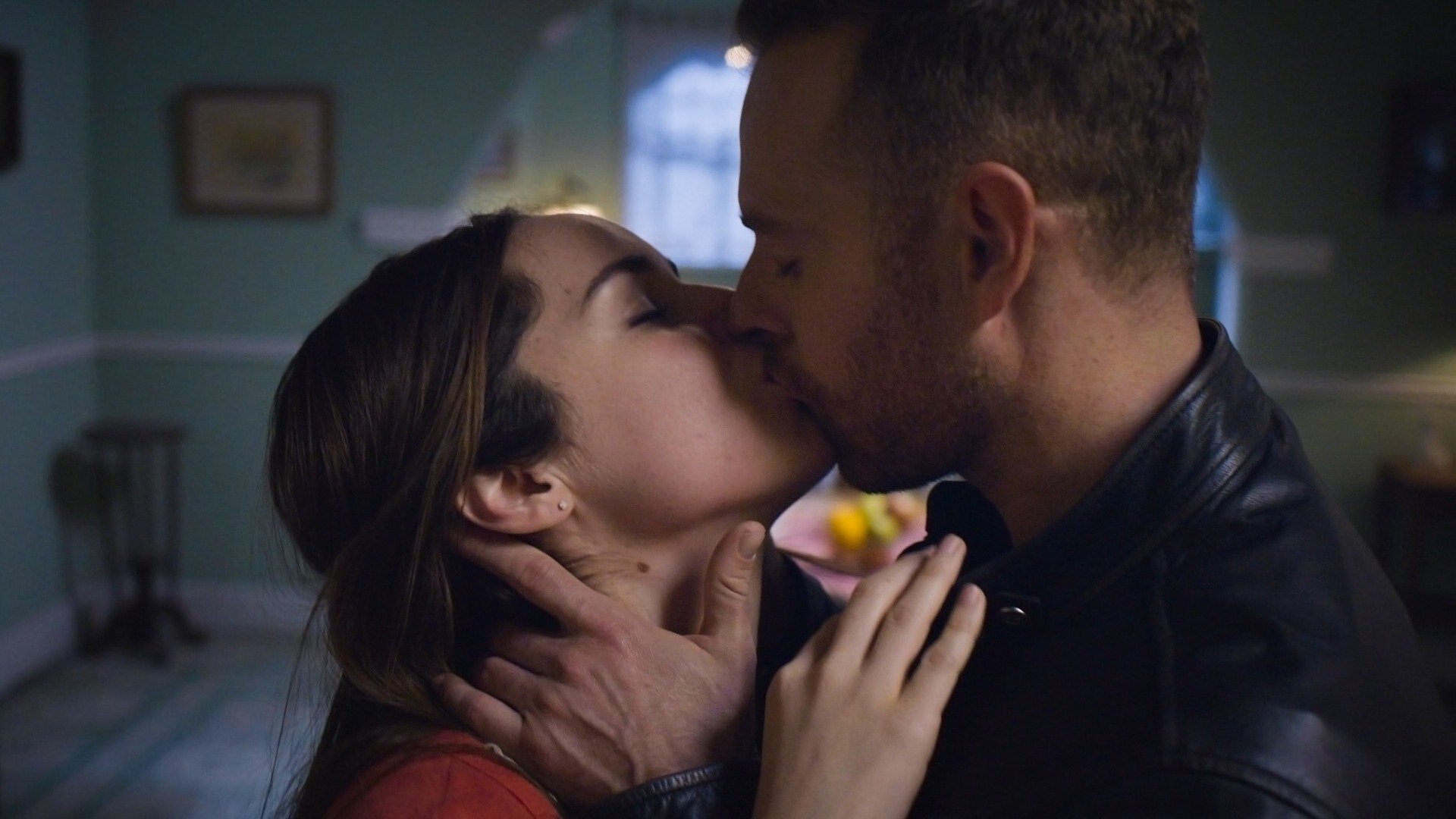 Thumbnail for Isabel and Diego Kiss Season 1 Episode 10