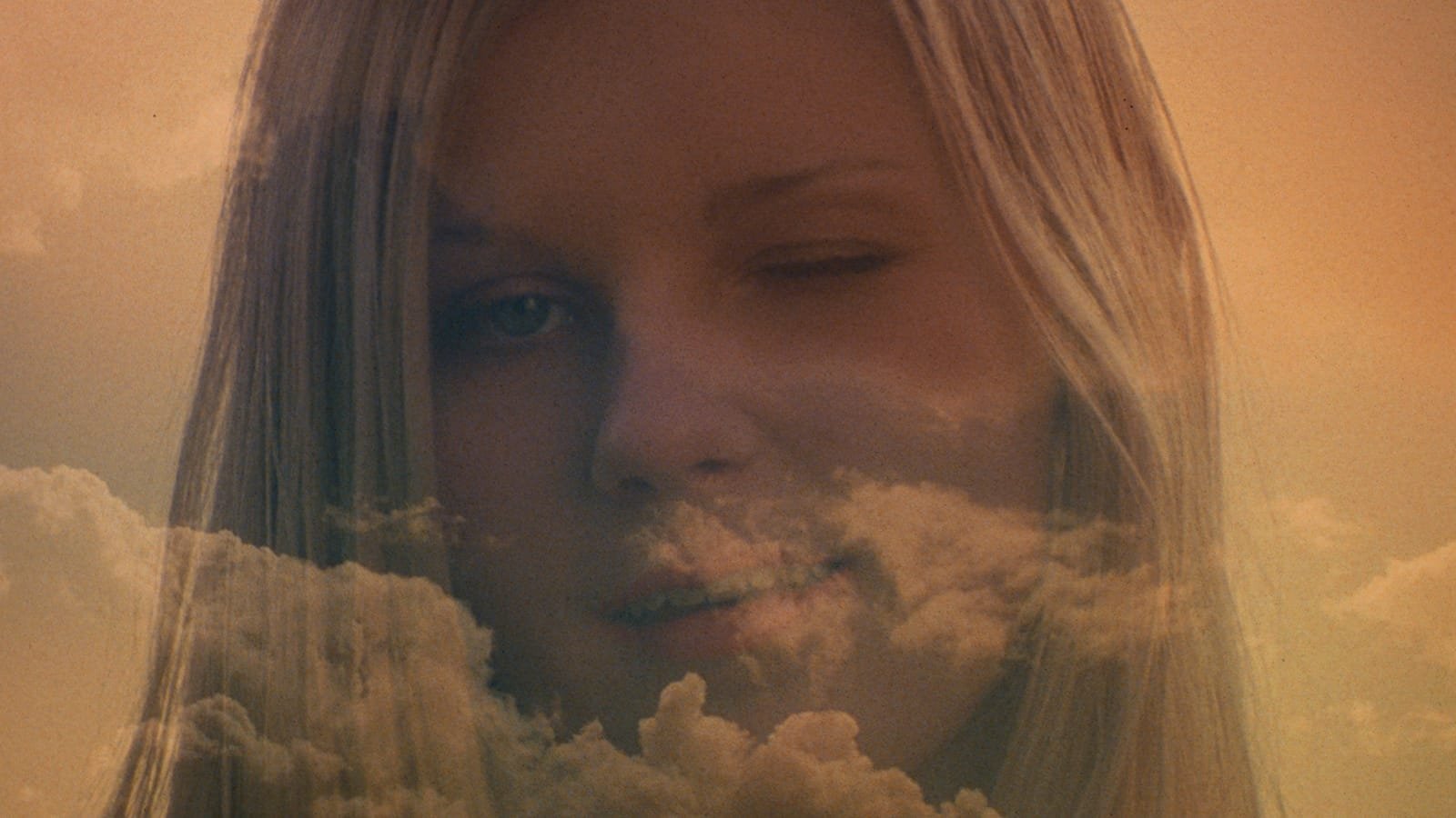 Image du film Virgin Suicides t7drvimzo5xm2jxkjpkhqd8nhkxjpg