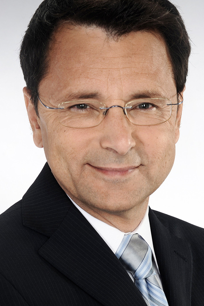 et billede af Denis Lévesque