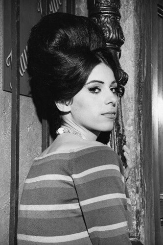 et billede af Sheryl Deauville