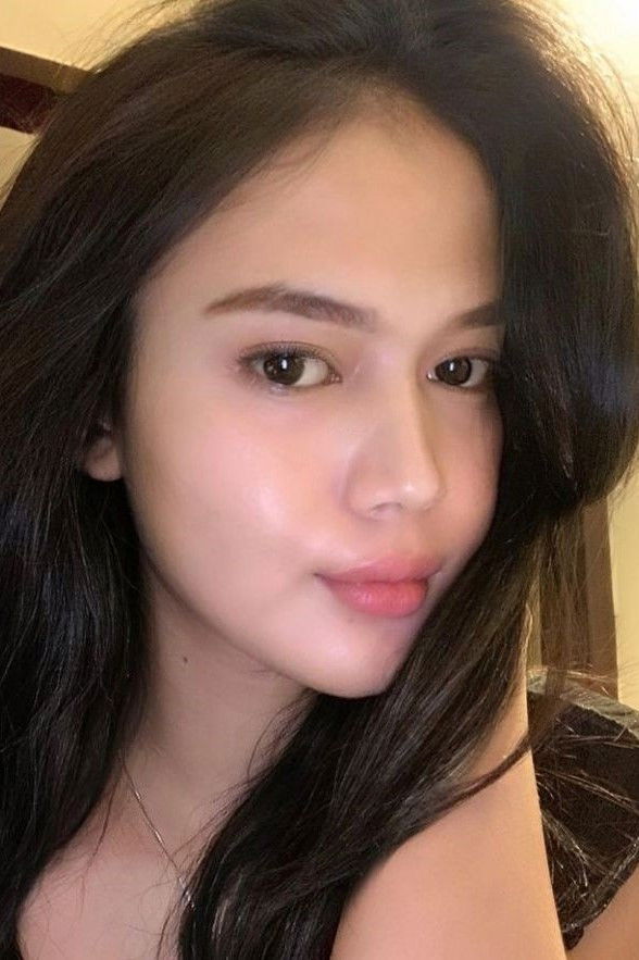 et billede af Dinda Syarif