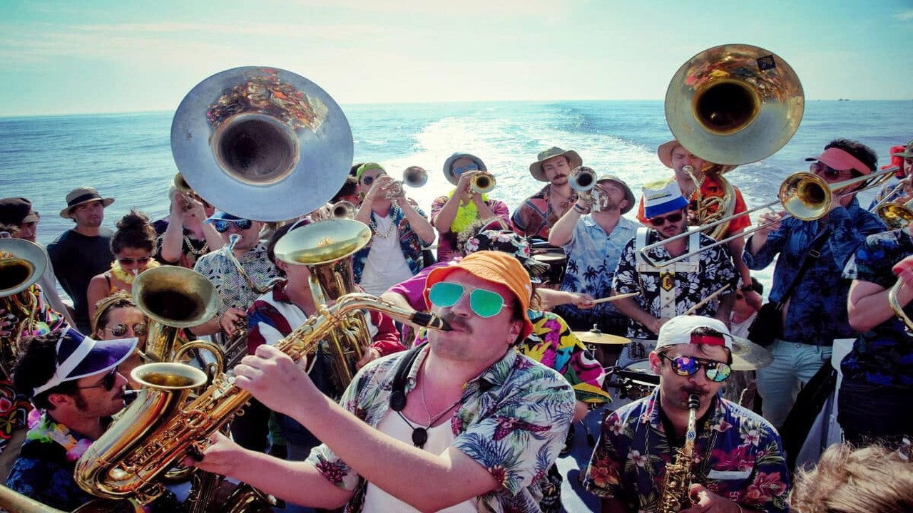 En Fanfare backdrop