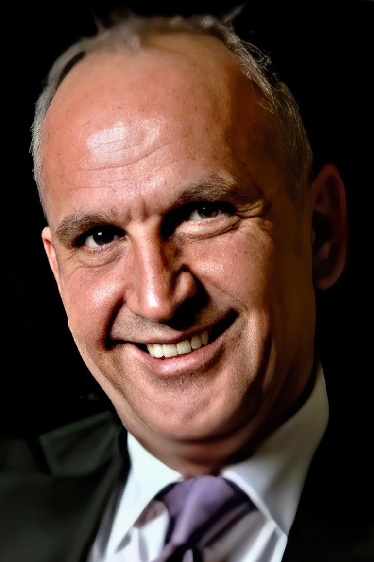 et billede af Orhan Ayça